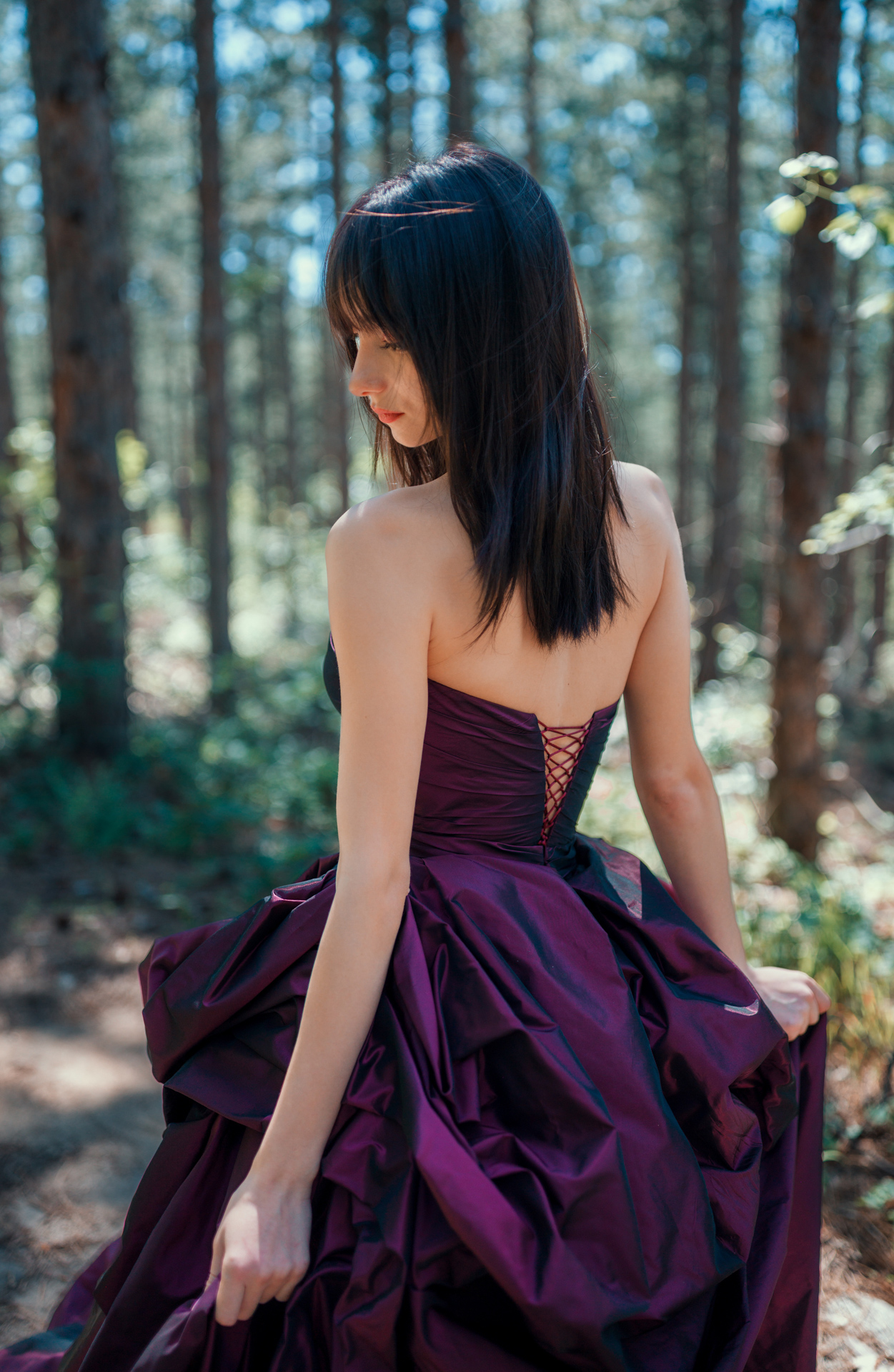 052 Elena
