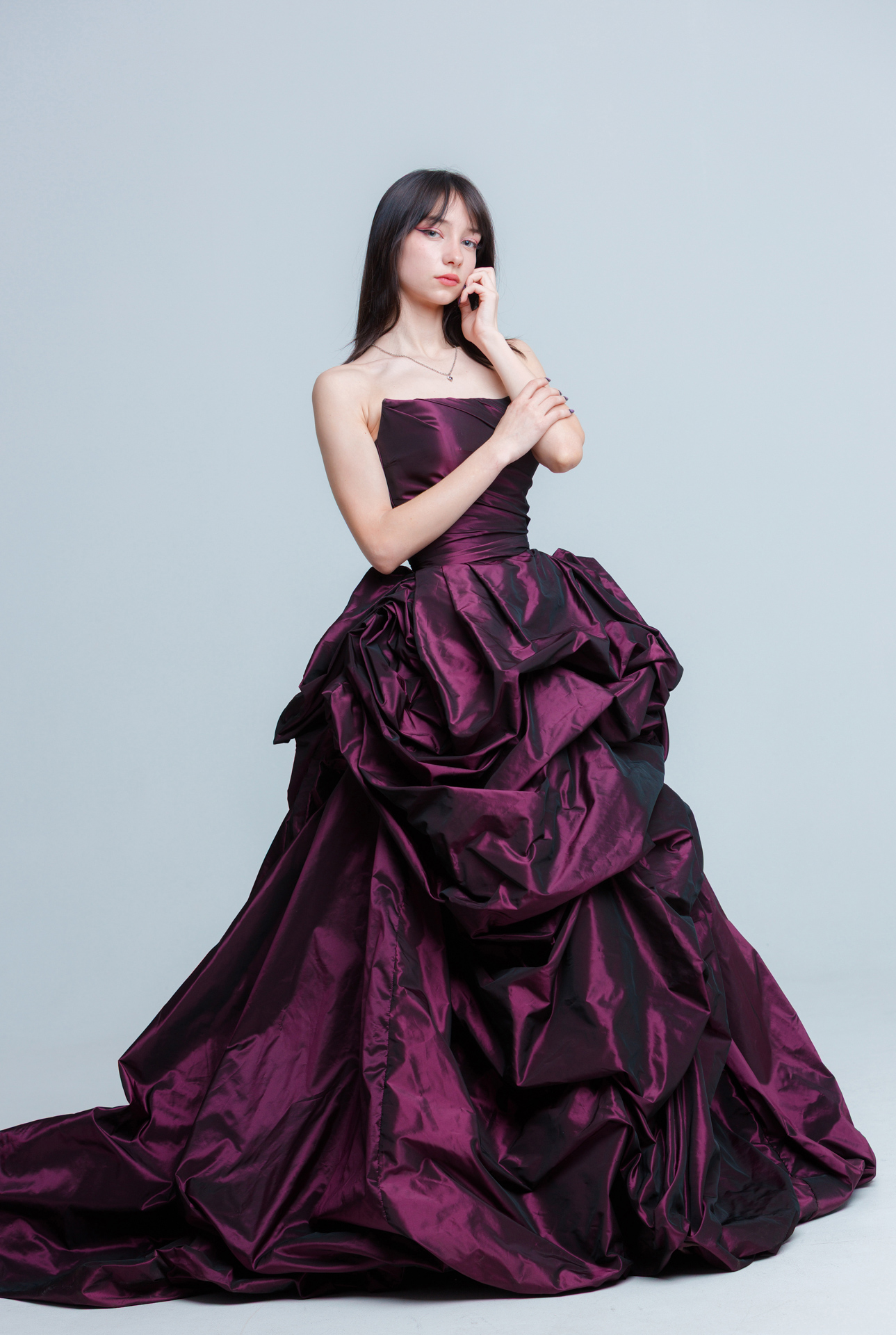 056 Elena