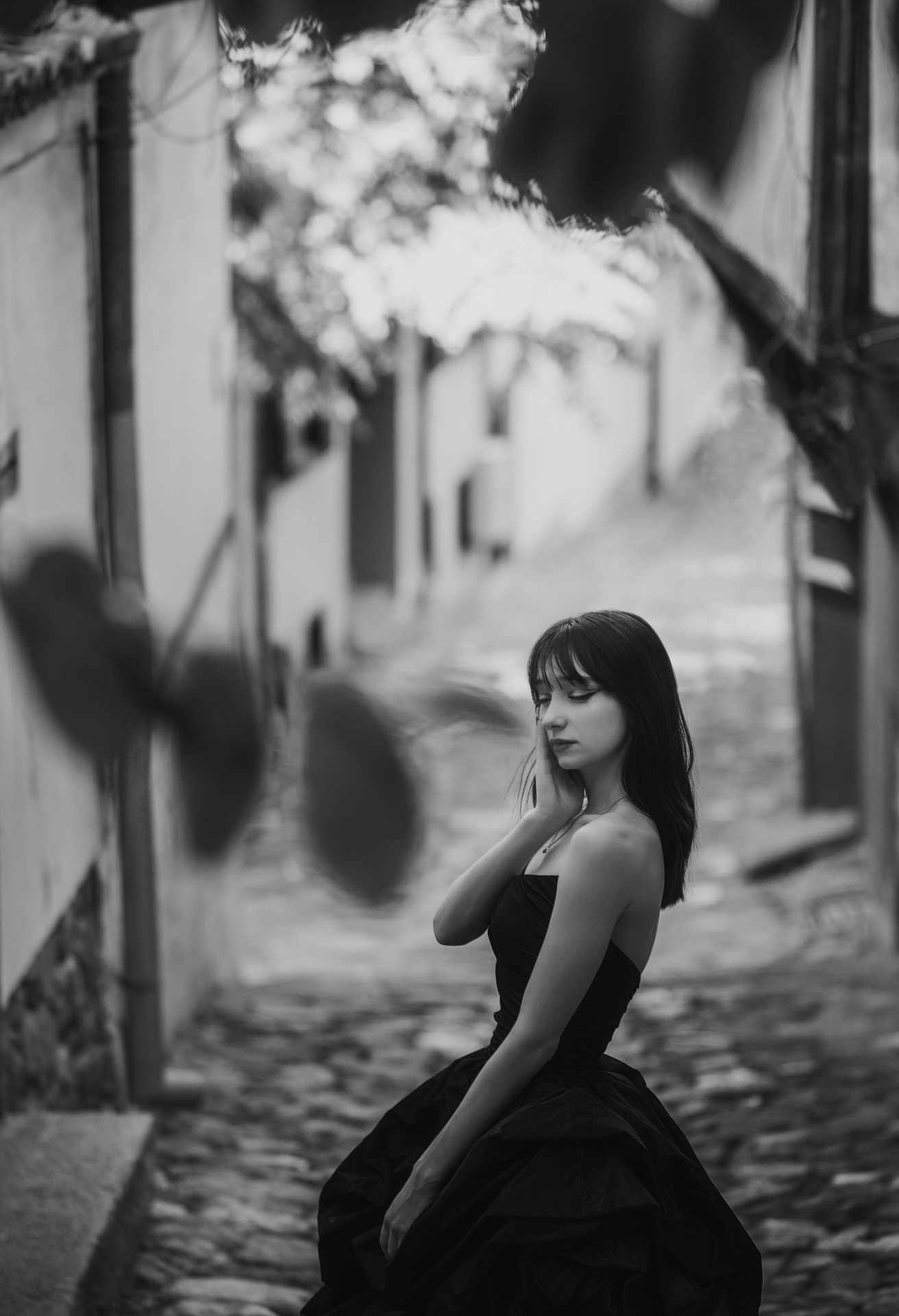 128 Elena1